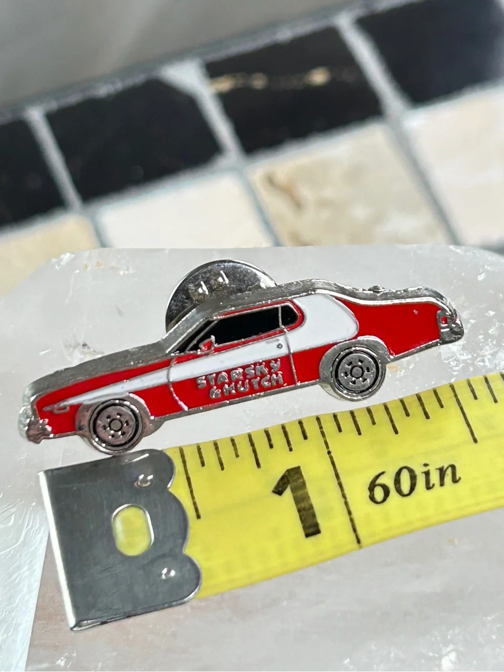 Warner Bros. Ent. 2003 Starsky & Hutch Enamel Lapel Pin Gran Torino Brand New